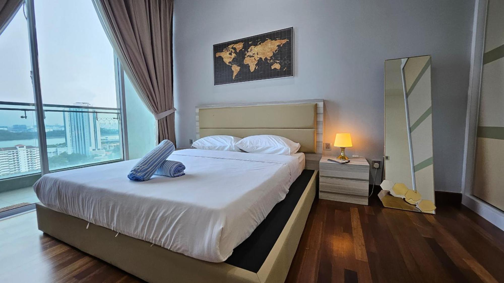 Paragon Suites Studios With Private Jacuzzi Near Ciq Rts Johor Bahru Luaran gambar
