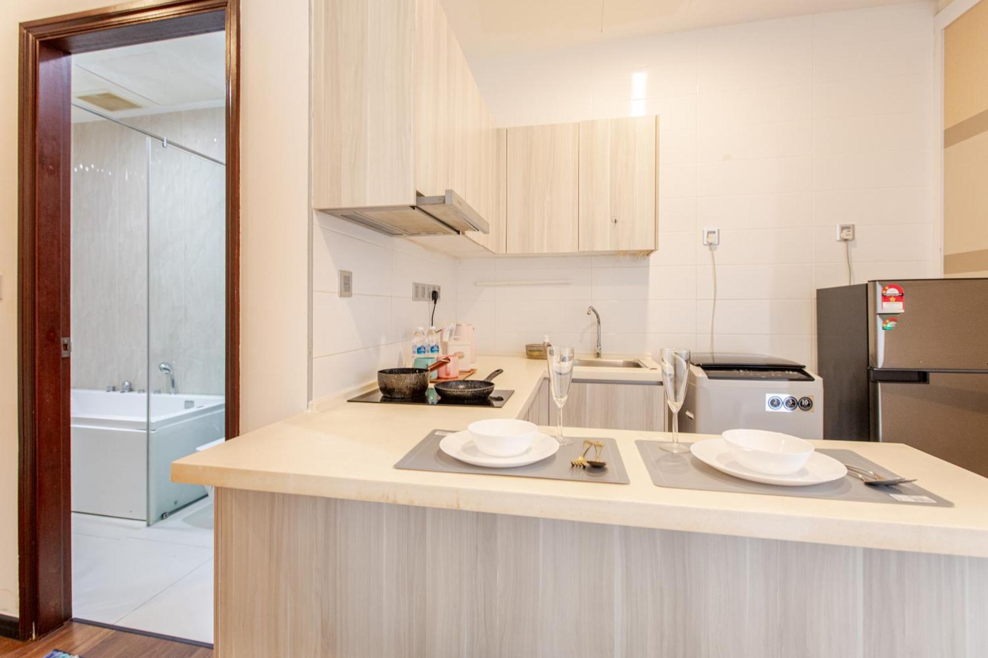 Paragon Suites Studios With Private Jacuzzi Near Ciq Rts Johor Bahru Luaran gambar