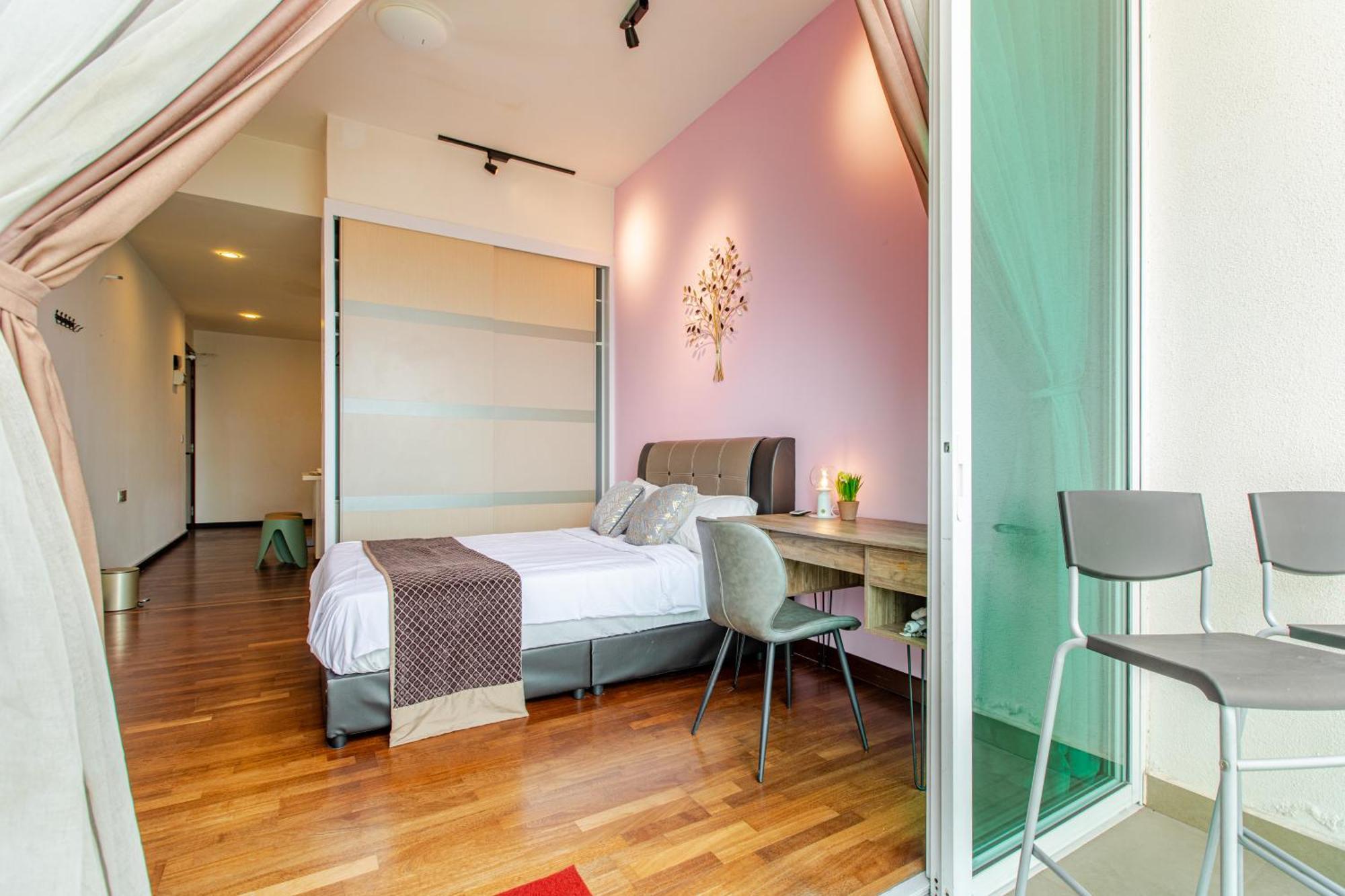 Paragon Suites Studios With Private Jacuzzi Near Ciq Rts Johor Bahru Luaran gambar