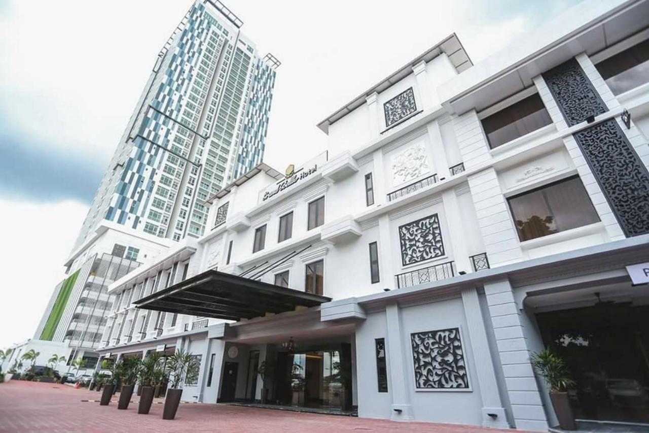 Paragon Suites Studios With Private Jacuzzi Near Ciq Rts Johor Bahru Luaran gambar